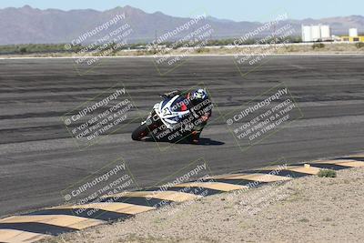 media/Jan-16-2026-CVMA Friday Practice (Fri) [[6f2bf47531]]/4-Racer 3-NRS/Session 3 (Bowl)/